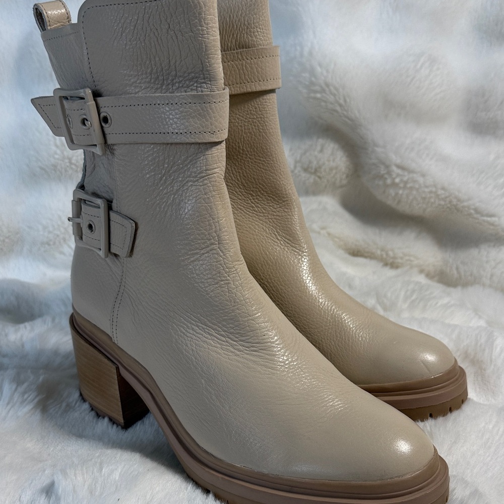 Naturalizer Cream Heeled Boots